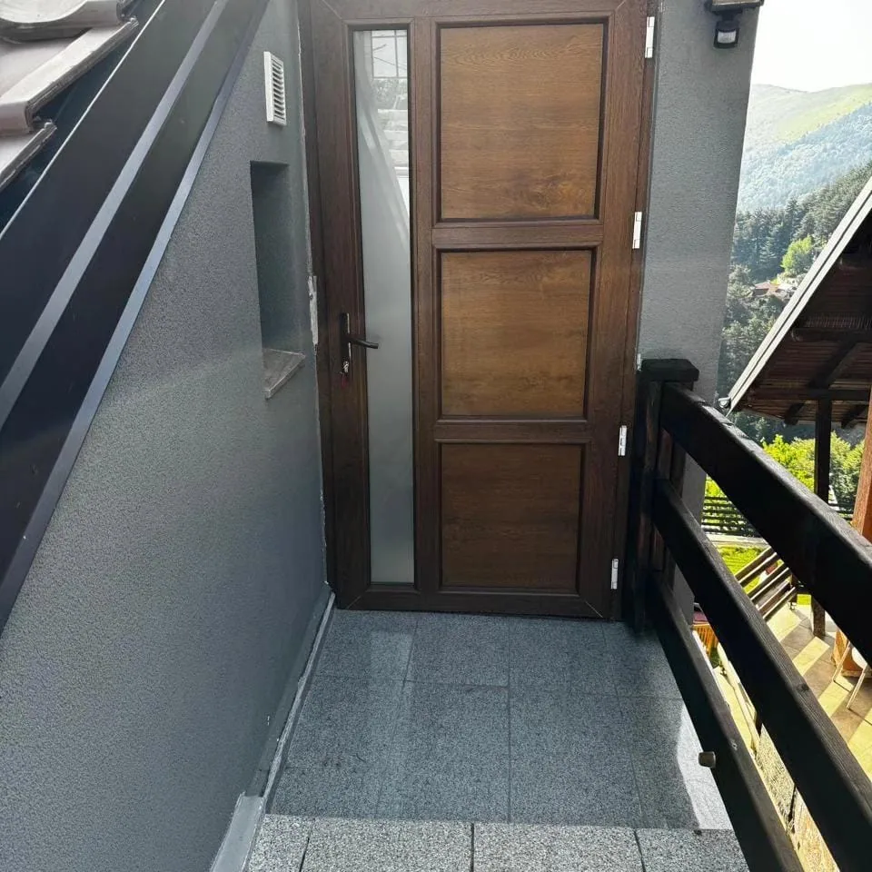 Upper level entrance of Villa Bjeshka